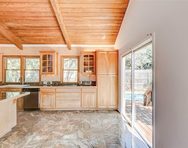 208 Westhaven Dr - Photo Thumbnail 16