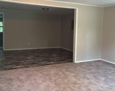 5128 Sunset Lake Road - Photo Thumbnail 5