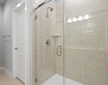 2310 Castillo Dr - Photo Thumbnail 13