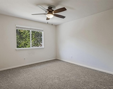 2832 Grimes Ranch Rd - Photo Thumbnail 16