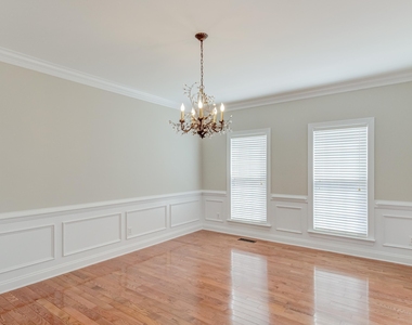 2041 Jadewood Drive - Photo Thumbnail 13