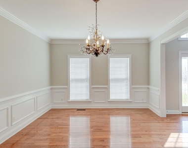 2041 Jadewood Drive - Photo Thumbnail 14