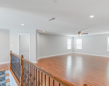 2041 Jadewood Drive - Photo Thumbnail 45