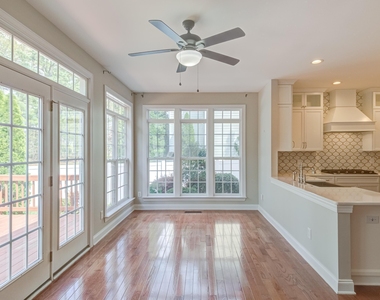 2041 Jadewood Drive - Photo Thumbnail 22
