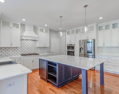 2041 Jadewood Drive - Photo Thumbnail 30