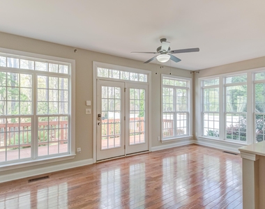 2041 Jadewood Drive - Photo Thumbnail 21