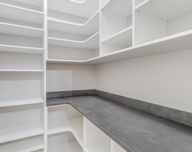 2041 Jadewood Drive - Photo Thumbnail 35