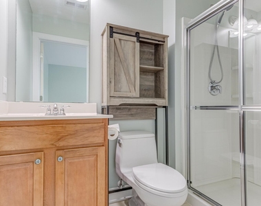 2041 Jadewood Drive - Photo Thumbnail 57