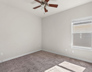 221 Ancellotta Way - Photo Thumbnail 16