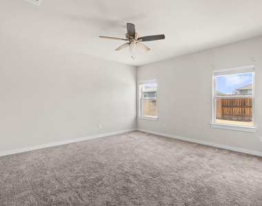 221 Ancellotta Way - Photo Thumbnail 12