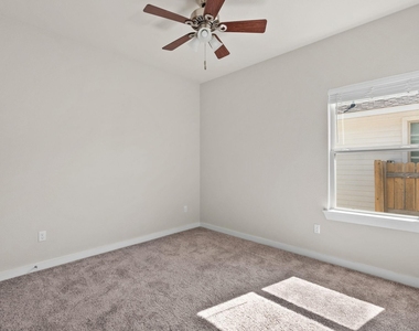 221 Ancellotta Way - Photo Thumbnail 17