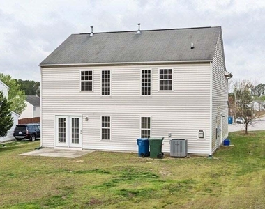 2101 Great Bend Drive - Photo Thumbnail 3