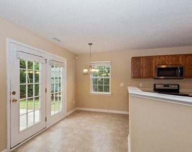 2101 Great Bend Drive - Photo Thumbnail 9