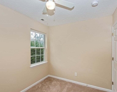 2101 Great Bend Drive - Photo Thumbnail 20