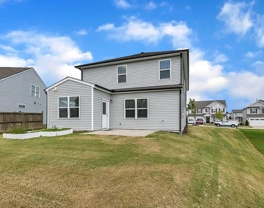 2307 Bethpage Drive - Photo Thumbnail 10