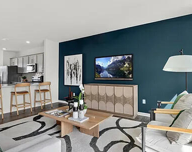 809 Lucky Clover Way - Photo Thumbnail 5