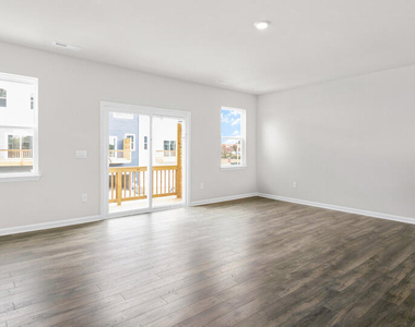 809 Lucky Clover Way - Photo Thumbnail 11