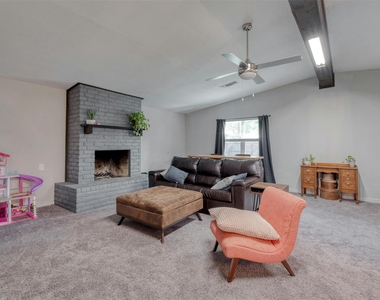 5502 Burgundy Dr - Photo Thumbnail 9