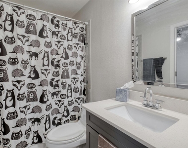 5502 Burgundy Dr - Photo Thumbnail 14