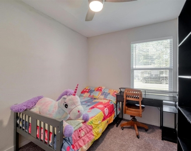 5502 Burgundy Dr - Photo Thumbnail 15