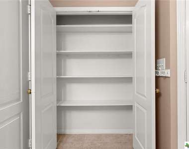 1623 Anna Lee Dr - Photo Thumbnail 17