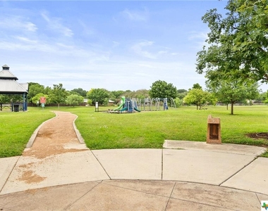 1623 Anna Lee Dr - Photo Thumbnail 35