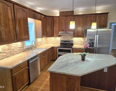 9200 Oneal Road - Photo Thumbnail 3