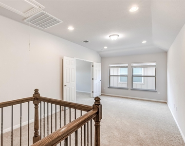 425 Arrowhead Vine St - Photo Thumbnail 21
