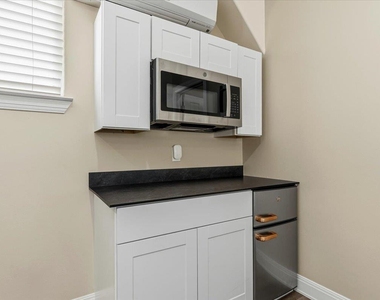 25207 Lake View Dr - Photo Thumbnail 23
