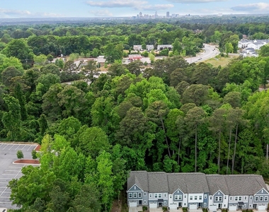 812 Star Rdg Drive - Photo Thumbnail 5