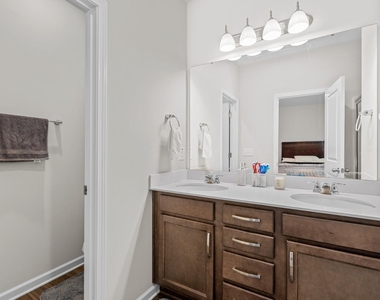 812 Star Rdg Drive - Photo Thumbnail 33