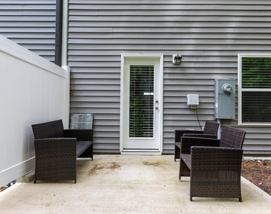812 Star Rdg Drive - Photo Thumbnail 16