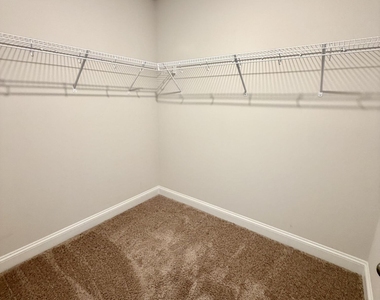 924 Weatherby Lane - Photo Thumbnail 17