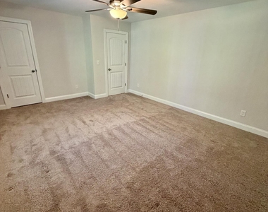 924 Weatherby Lane - Photo Thumbnail 24