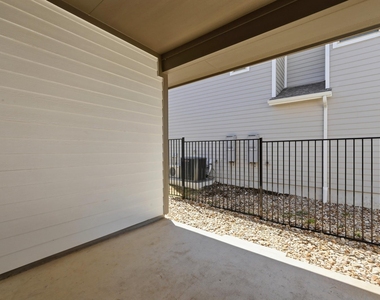 8401 Orizzonte St - Photo Thumbnail 22