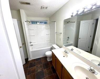 5100 Cardinal Grove Boulevard - Photo Thumbnail 9