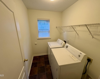 5100 Cardinal Grove Boulevard - Photo Thumbnail 7
