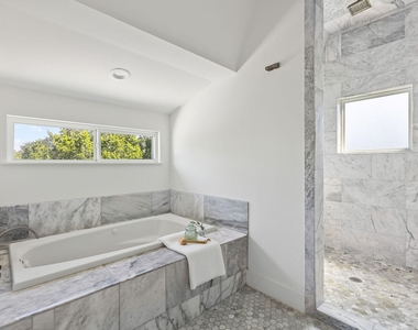 1182 Oakgrove Ave - Photo Thumbnail 33