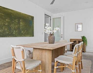 1182 Oakgrove Ave - Photo Thumbnail 16
