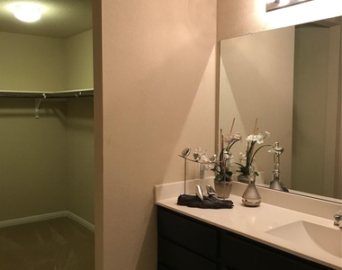 11305 Dawes Pl - Photo Thumbnail 22
