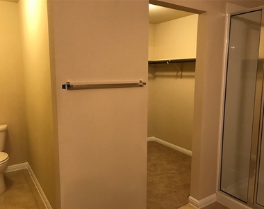 11305 Dawes Pl - Photo Thumbnail 8