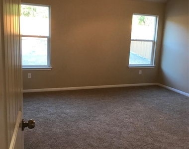 11305 Dawes Pl - Photo Thumbnail 33