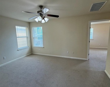 1932 Tramson Dr - Photo Thumbnail 11