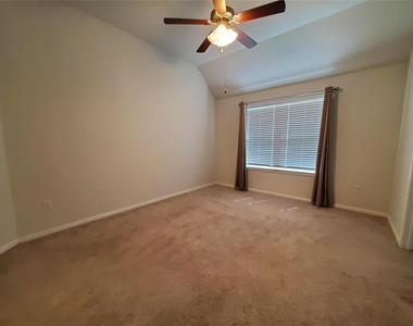 13505 Mariscan St - Photo Thumbnail 7