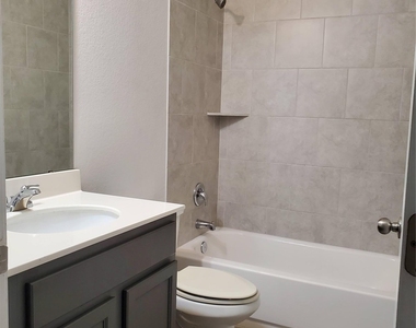 13505 Mariscan St - Photo Thumbnail 14