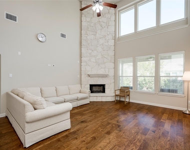 4211 Oldenburg Ln - Photo Thumbnail 22