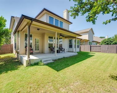 4211 Oldenburg Ln - Photo Thumbnail 36