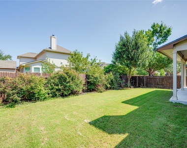 4211 Oldenburg Ln - Photo Thumbnail 39