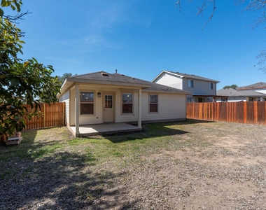 164 Pearl Lake Dr - Photo Thumbnail 23