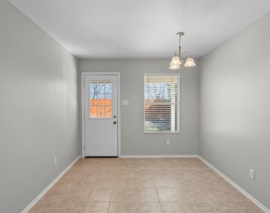 164 Pearl Lake Dr - Photo Thumbnail 10